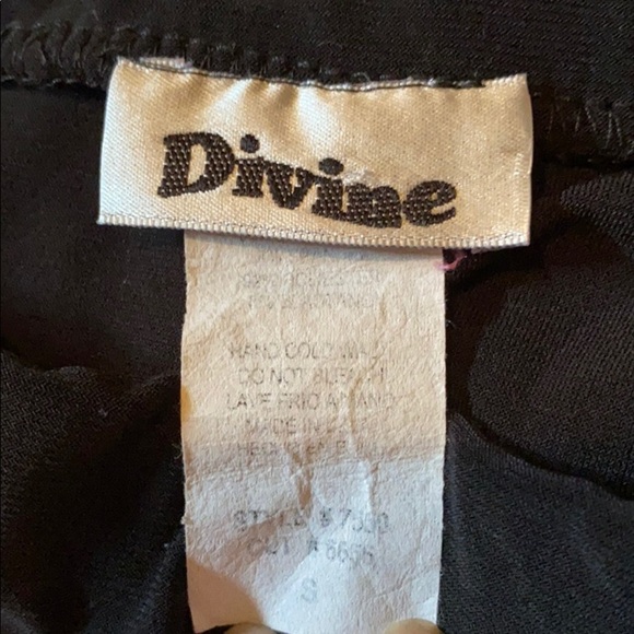 - Vintage Y2K mini skirt Rare - Picture 2 of 3